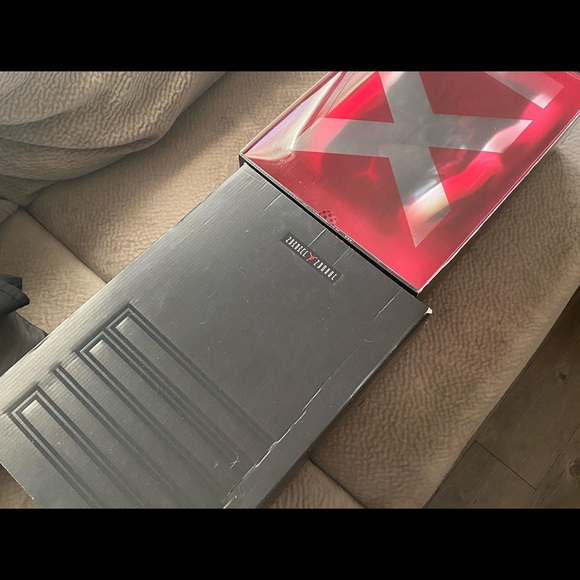 Jordan Retro 11 “72-10” (size 14) - Picture 7 of 8